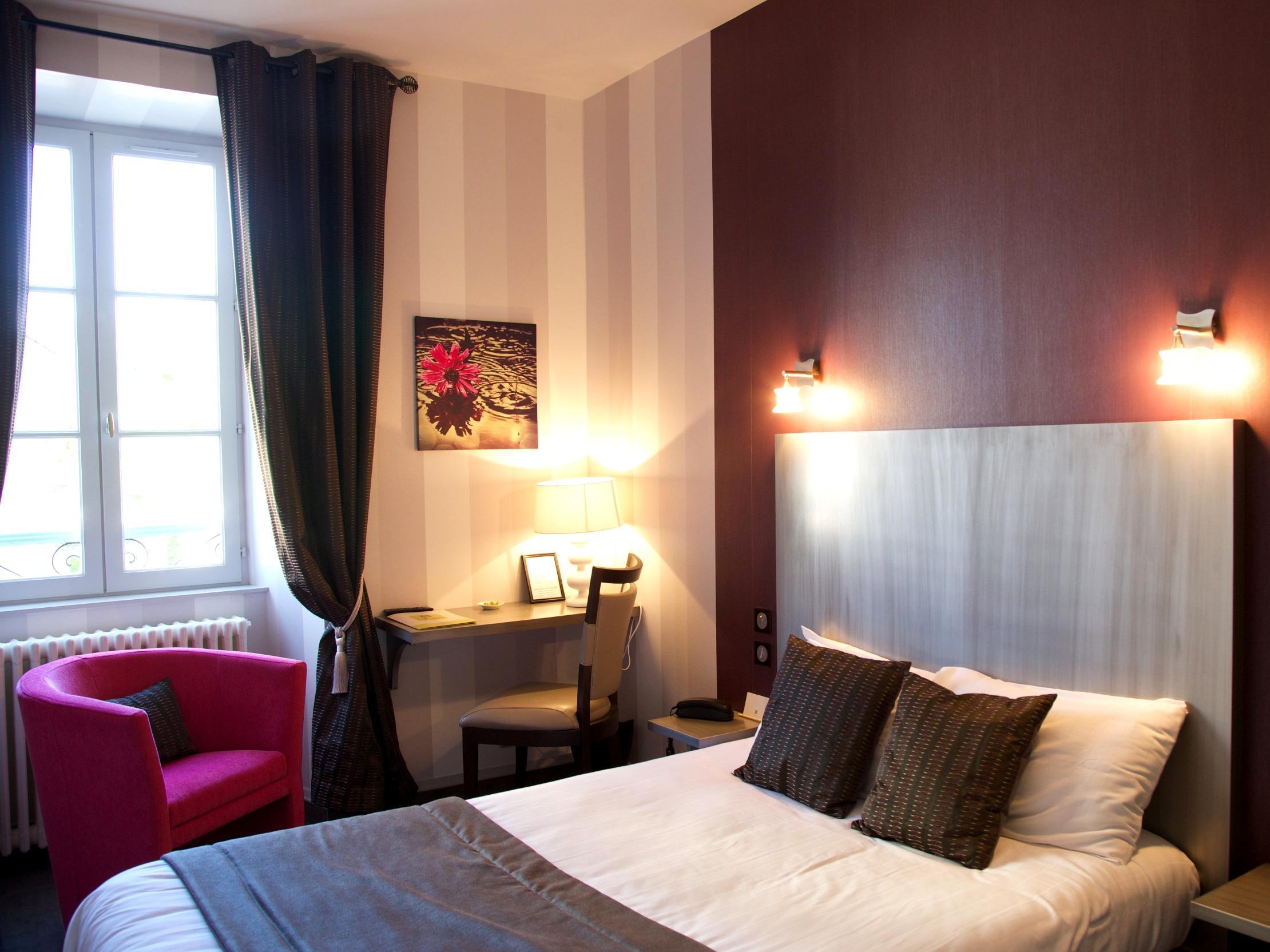 Logis Hotel Restaurant Nougier Saint-Etienne-de-Fursac Ngoại thất bức ảnh