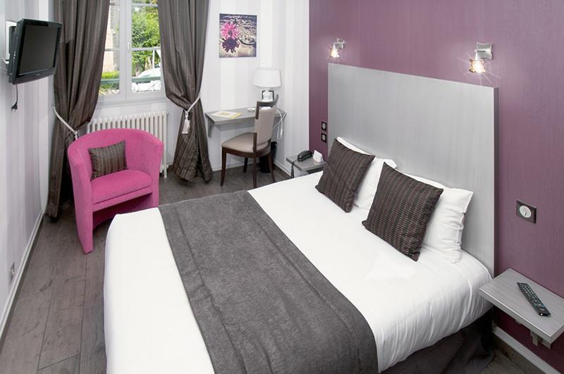 Logis Hotel Restaurant Nougier Saint-Etienne-de-Fursac Phòng bức ảnh