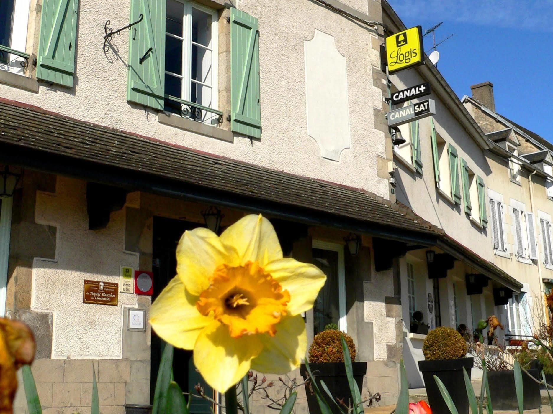 Logis Hotel Restaurant Nougier Saint-Etienne-de-Fursac Ngoại thất bức ảnh